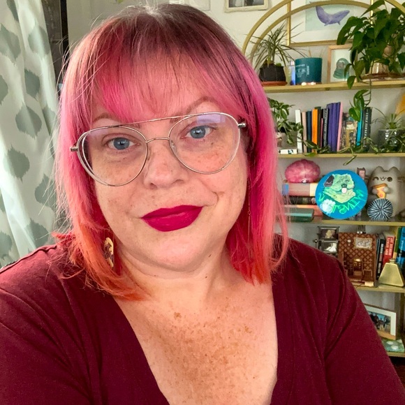 Meet your Posher, Rachael - Picture 1 of 1